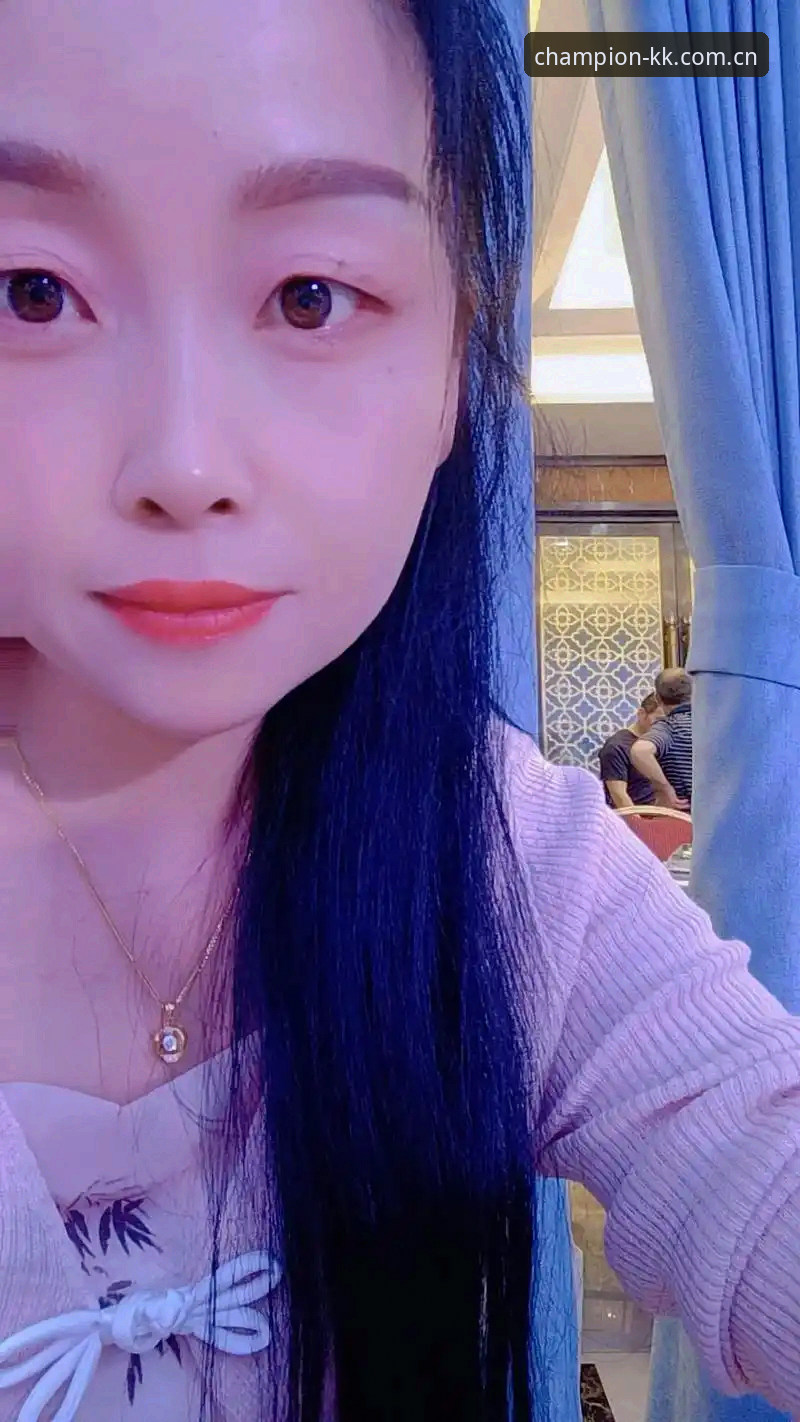 旧版网页 vs. 2025版APP下载：KK体育用户李薇的选择与反思