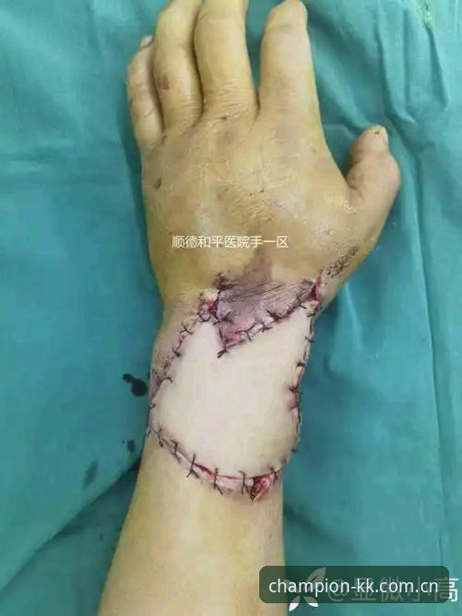 索斯盖特自揭伤疤聊“男性圈层”，BBC纪录片剑指年轻一代精神困局——KK体育平台跟踪报道